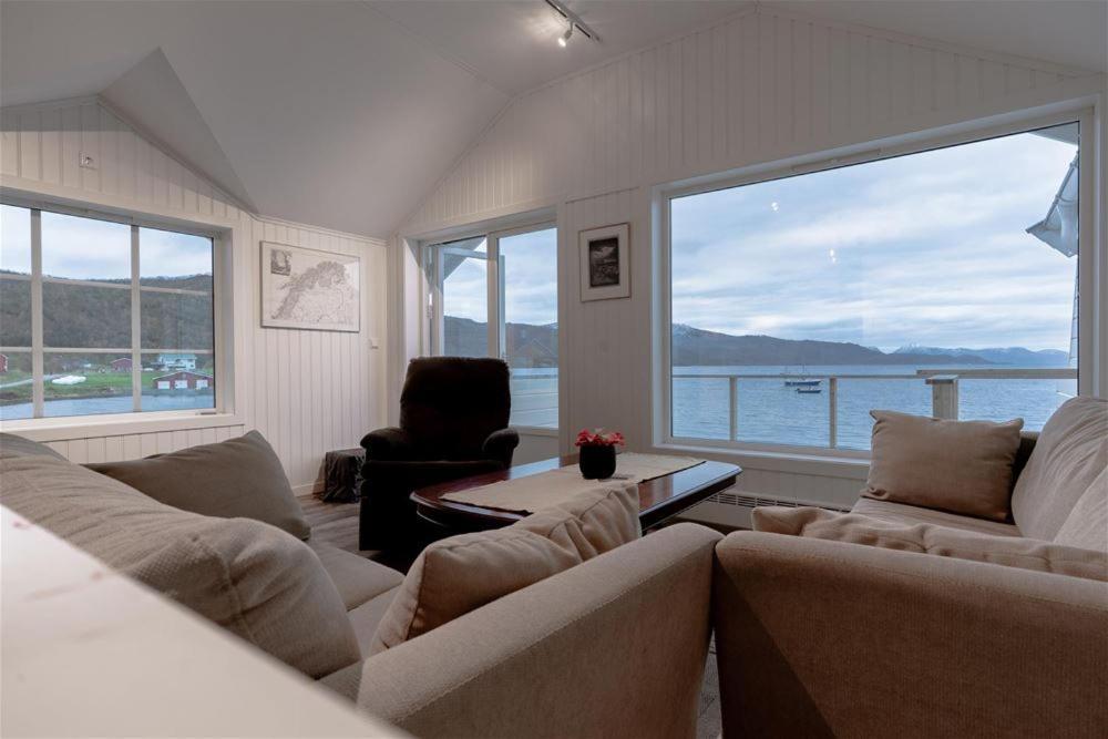 Villa Camp Aurora Karlsøy Exterior foto